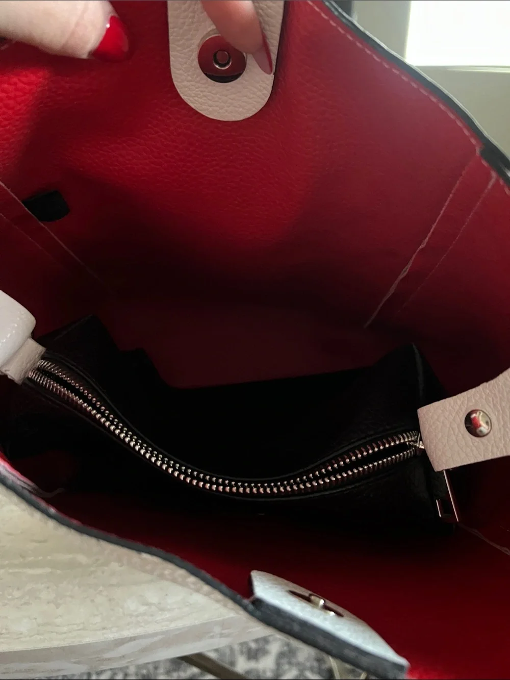 White Leather Shoulder Bag - Sleek Everyday Carry